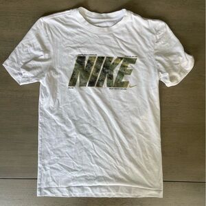 Nike White Logo T-shirt